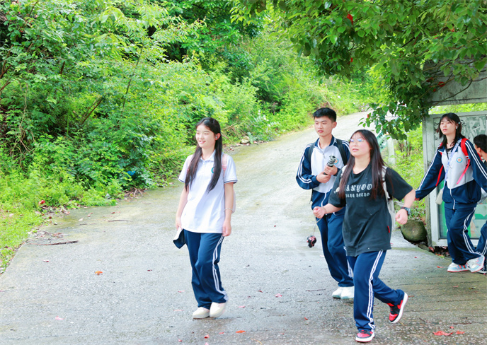 1719651193109214.jpg 2ff6f00ea49a8ea28902c56b6b6cfcd.jpg