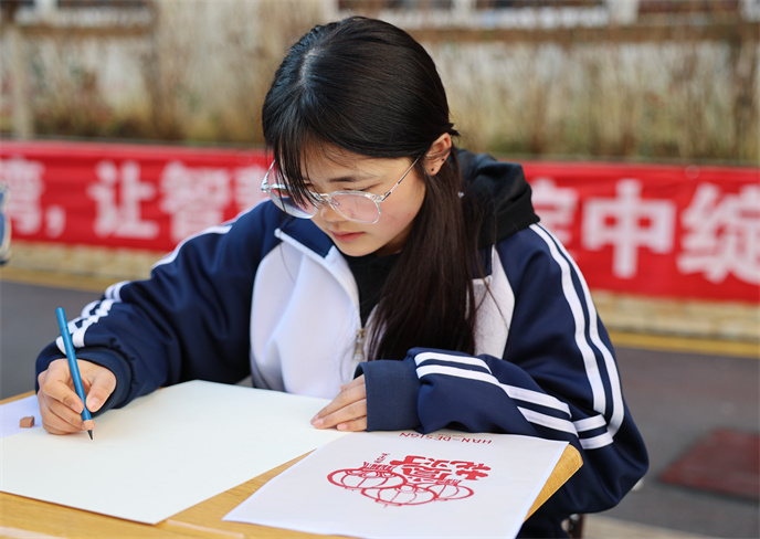 1740015484650210.jpg 91201ac8cde346d098404ff5a54aeb1.jpg