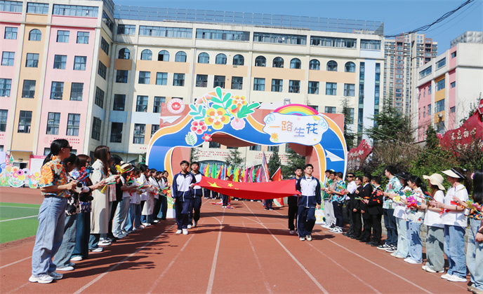 1741827977502525.jpg c411e093e2b9294f3c6db3af76a516f.jpg