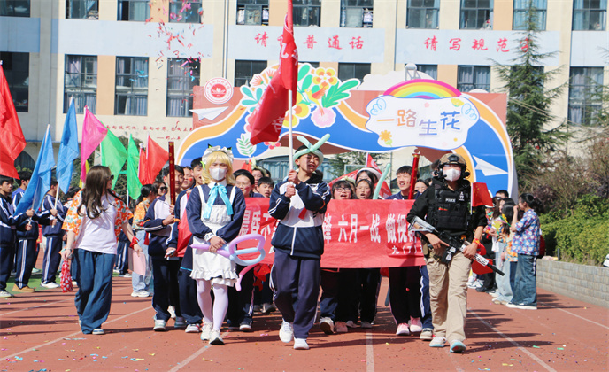 1741828056118216.jpg 5c47bec406da2a0383f76ede0f8c6f0.jpg